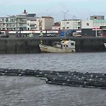 Face Au Port Et A L'ocean Gilles Croix De Vie Wifi Balcon Parking Prive Couvert * 생 질 크루아 드 비
