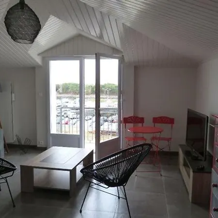 Vue Mer Plein Sud Saint Gilles Parking Balcon Wifi サン・ジル・クロワ・ド・ヴィ