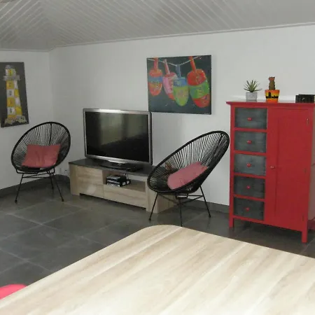 Face Au Port Et à L'ocean Gilles Croix De Vie Wifi Balcon Parking Prive Couvert Appartement