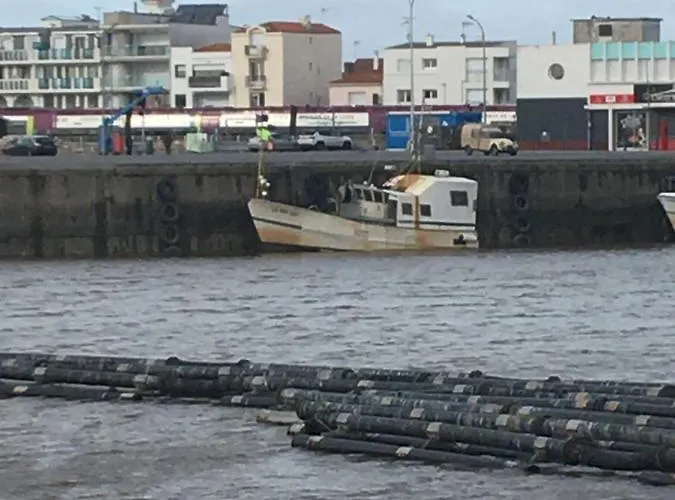 Face Au Port Et à L'ocean Gilles Croix De Vie Wifi Balcon Parking Prive Couvert * Saint-Gilles-Croix-de-Vie