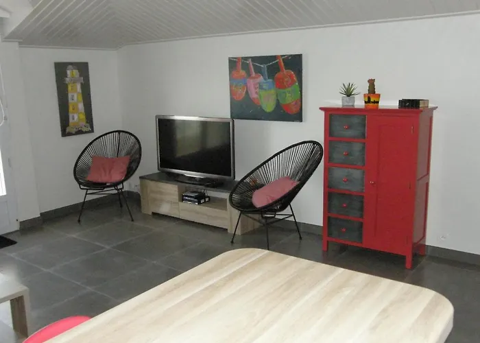 Face Au Port Et à L'ocean Gilles Croix De Vie Wifi Balcon Parking Prive Couvert Appartement