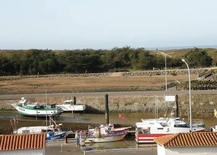 Face Au Port Et à L'ocean Gilles Croix De Vie Wifi Balcon Parking Prive Couvert * Saint-Gilles-Croix-de-Vie