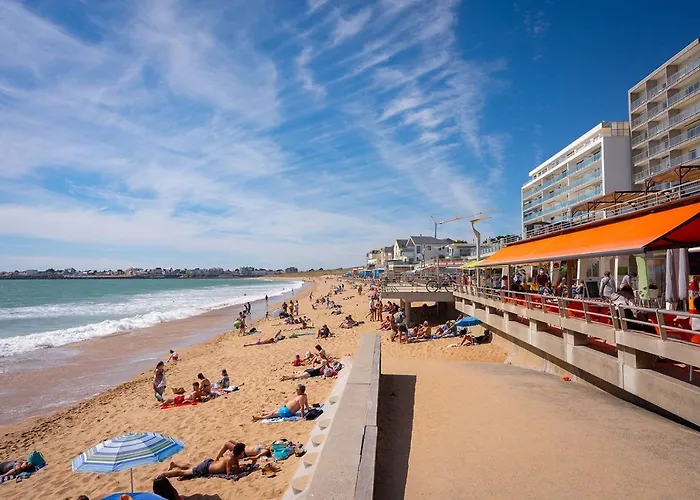 Face Au Port Et à L'ocean Gilles Croix De Vie Wifi Balcon Parking Prive Couvert Appartement Saint-Gilles-Croix-de-Vie